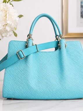 ClioBorn Turquoise Vegan Leather Tote Bag – Brand New
